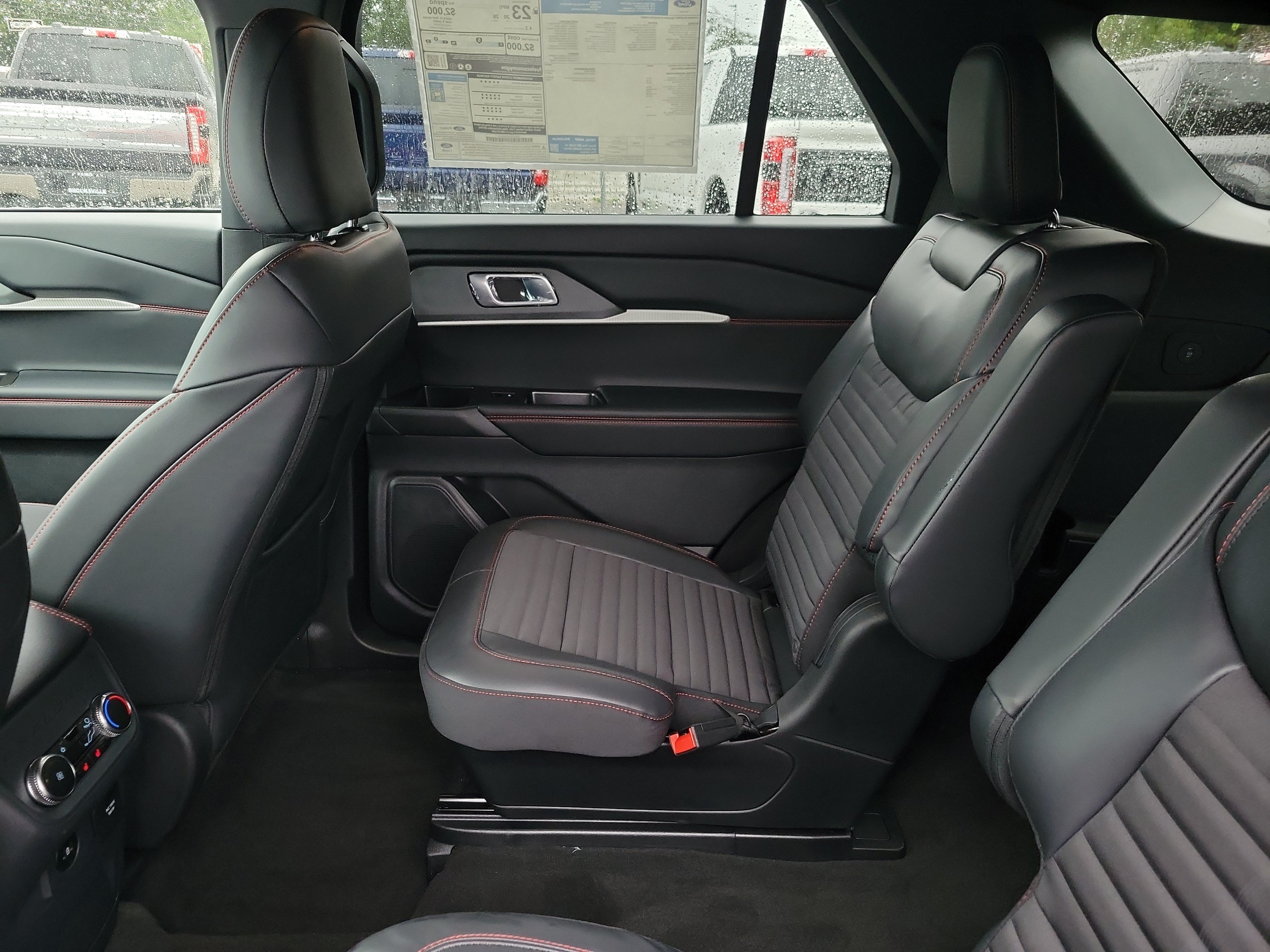 New 2027 Ford Explorer ST-Line w/ Premium Package RWD image 25