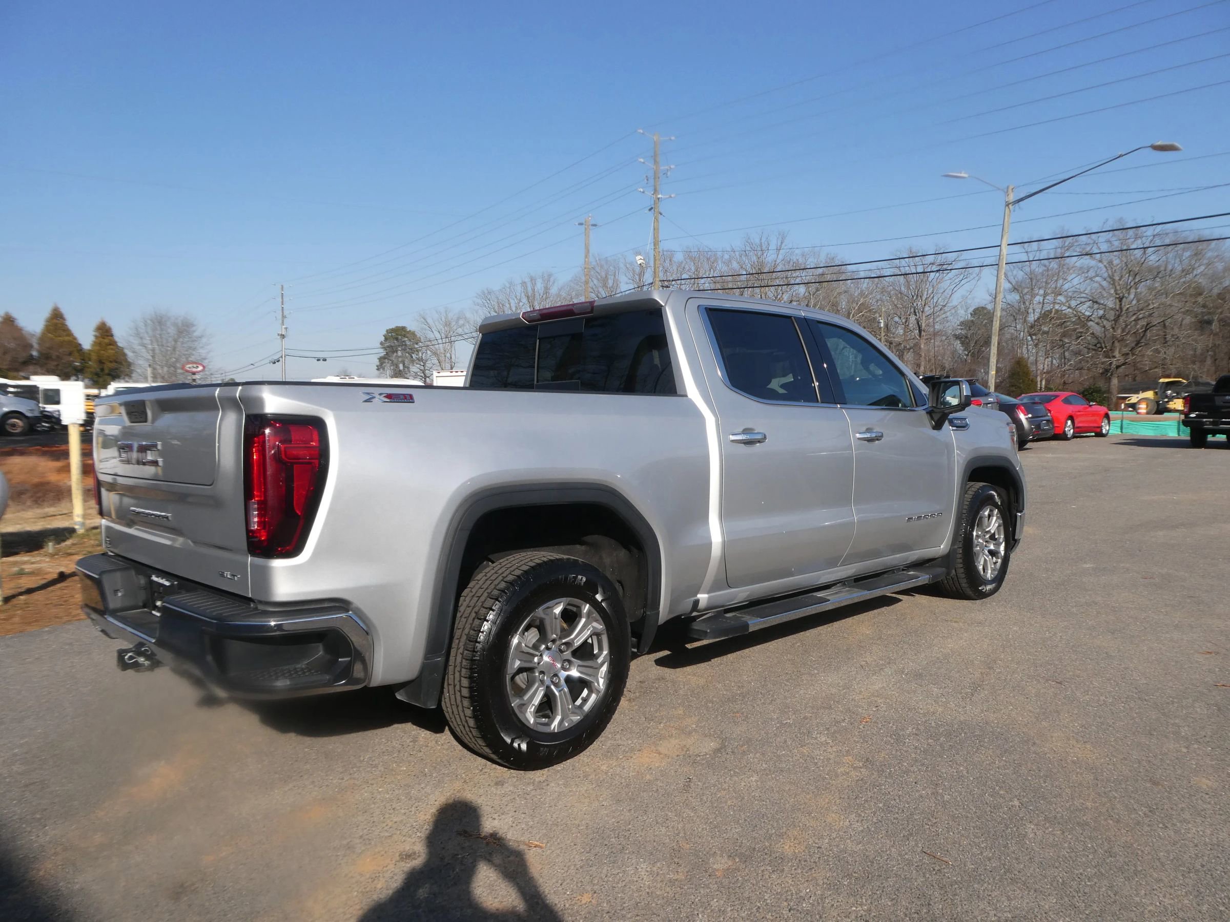 Used 2022 GMC Sierra 1500 SLT w/ SLT Convenience Package image 5