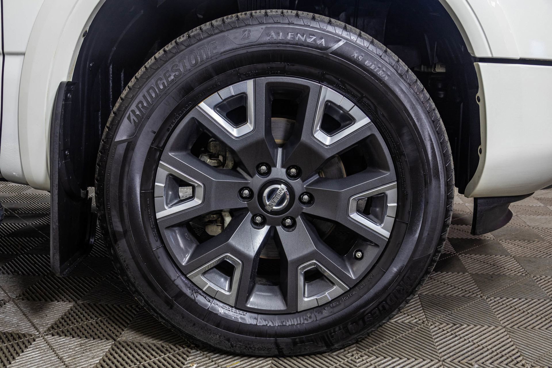 Used 2021 Nissan Titan Platinum Reserve w/ Moonroof Package AWD/4WD image 55