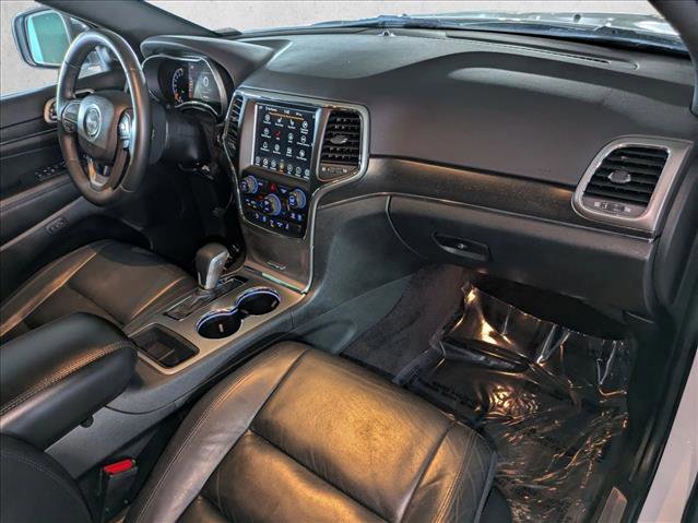 Used 2018 Jeep Grand Cherokee Limited image 23