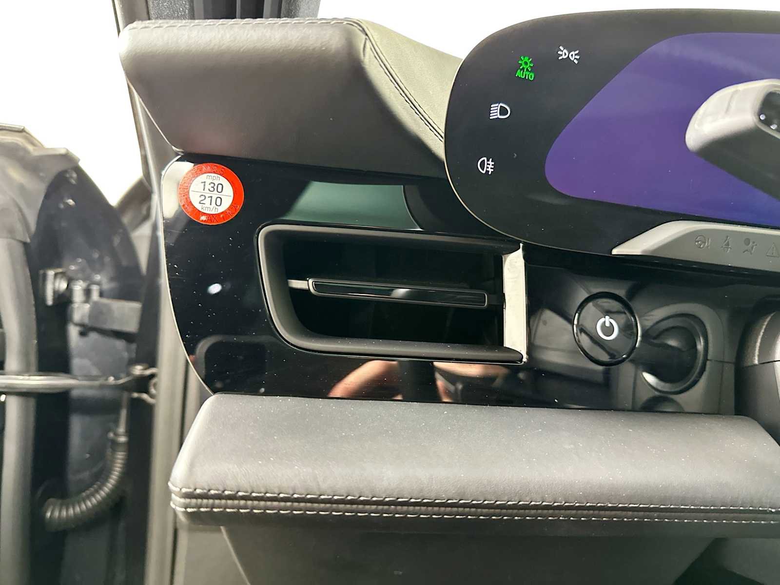 Certified 2022 Porsche Taycan GTS image 13