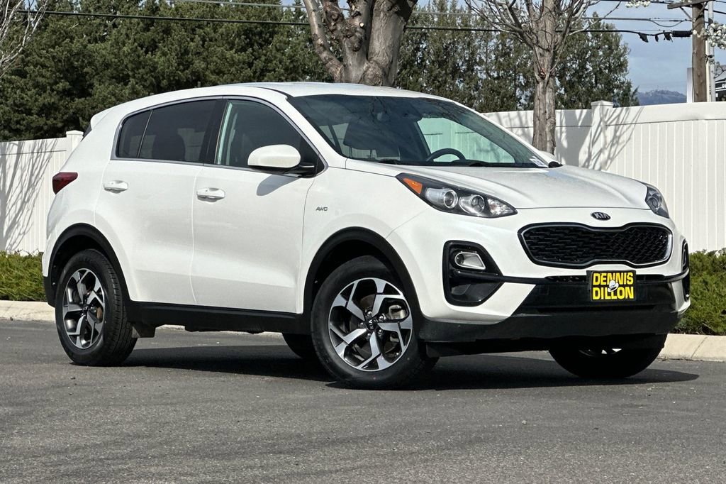 Used 2022 Kia Sportage LX image 1