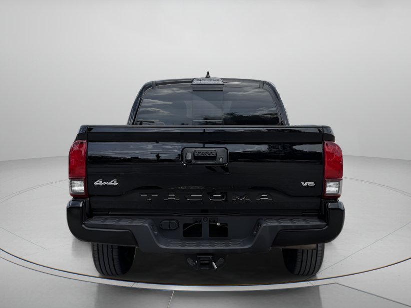 Used 2023 Toyota Tacoma SR5 w/ Technology Package AWD/4WD image 4