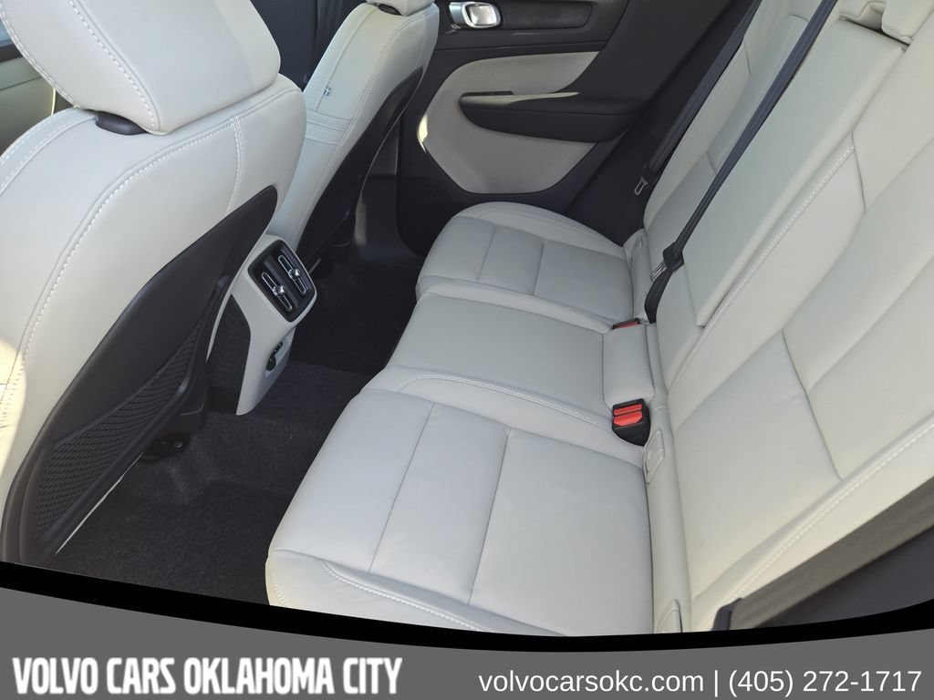 Used 2026 Volvo XC40 B5 Ultra w/ Protection Package Premier AWD/4WD image 30