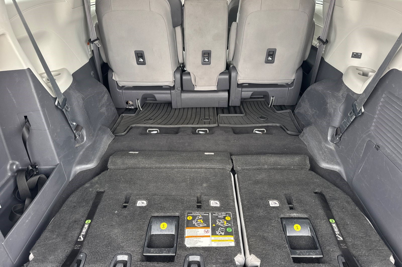 Certified 2021 Toyota Sienna LE FWD image 25