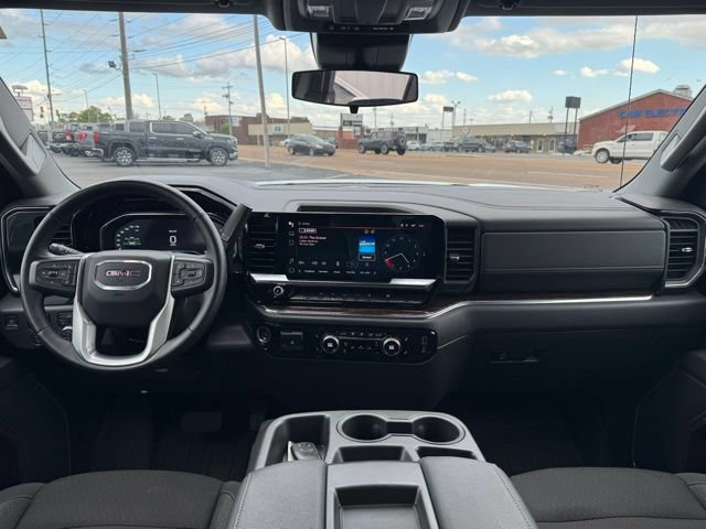 Used 2024 GMC Sierra 1500 Elevation w/ LPO, Elevation Black Package AWD/4WD image 9