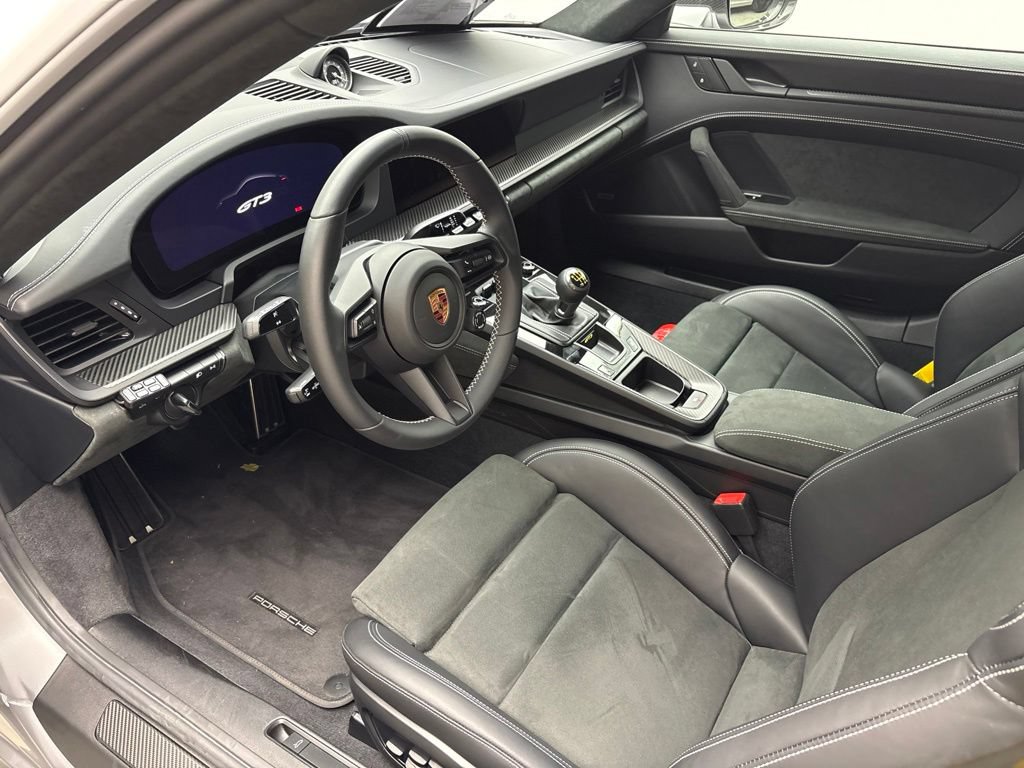 Certified 2026 Porsche 911 GT3 RWD image 5