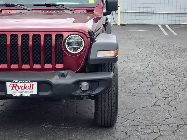 Used 2021 Jeep Wrangler Unlimited Sport AWD/4WD image 3