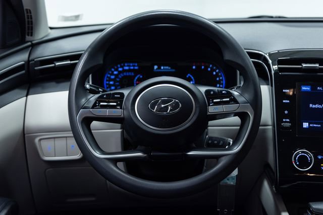 Used 2022 Hyundai Tucson SE image 13