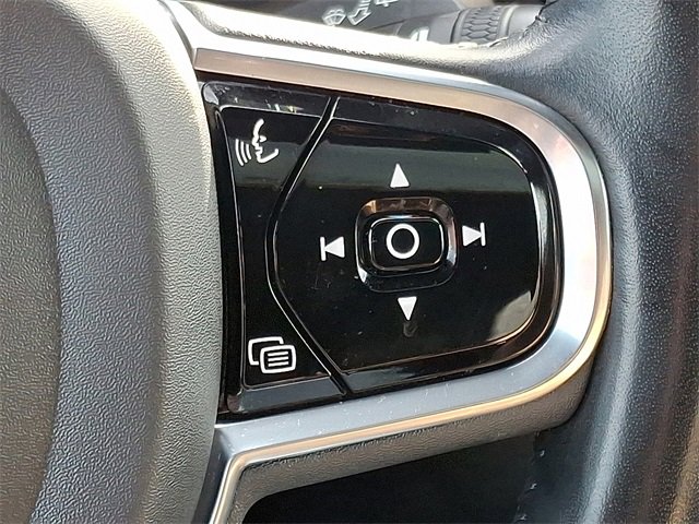 Used 2020 Volvo XC60 T5 Inscription image 22