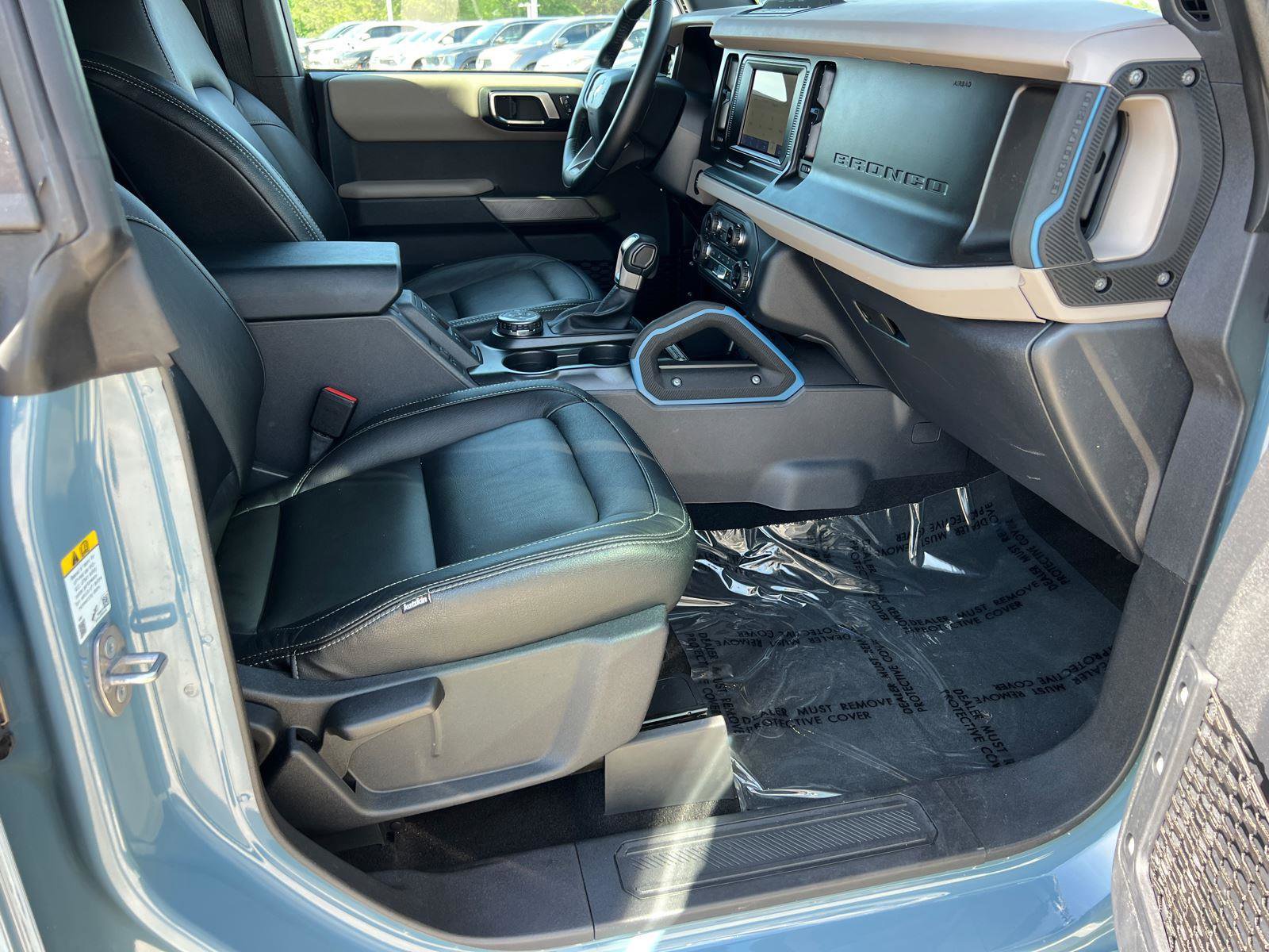 Used 2023 Ford Bronco Wildtrak image 13
