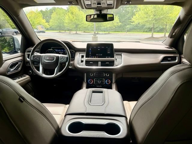 Used 2021 GMC Yukon SLT w/ SLT Premium Package AWD/4WD image 24