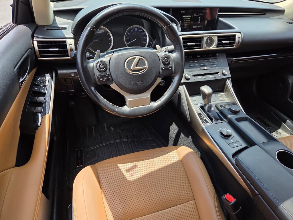 Used 2016 Lexus IS 200t w/ Premium Package RWD image 8