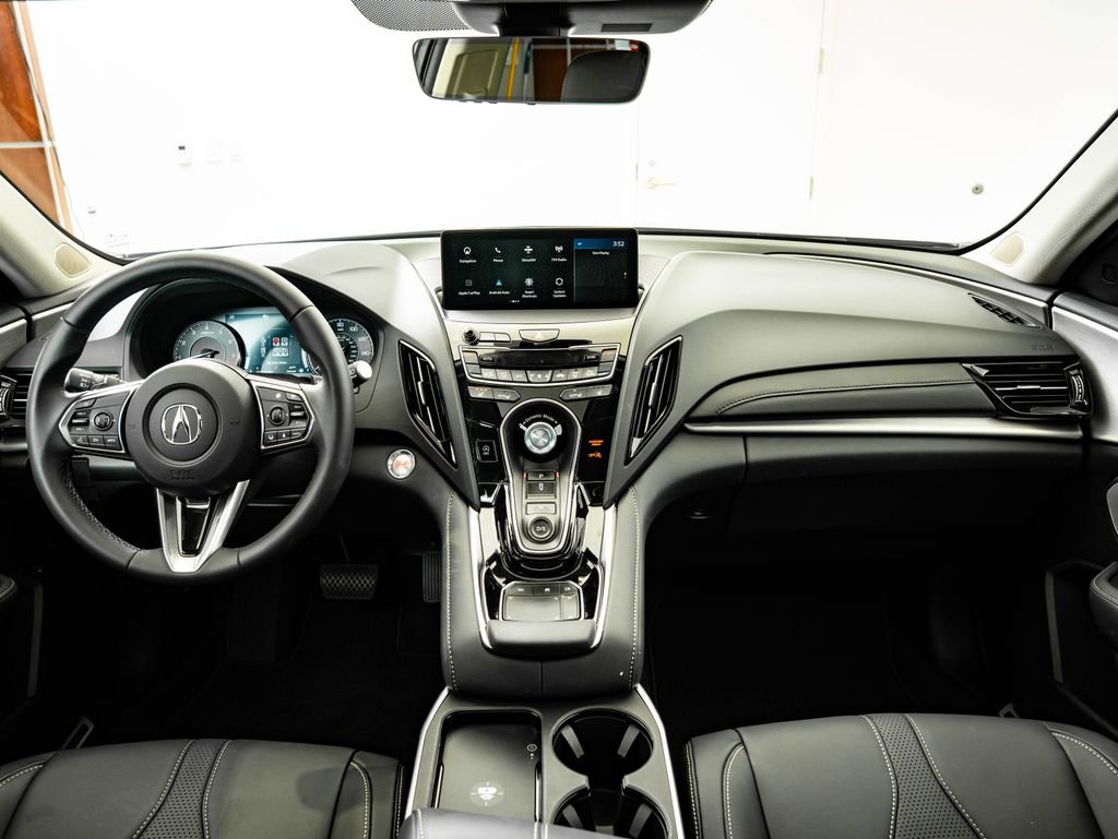 Certified 2025 Acura RDX w/ Technology Package image 4