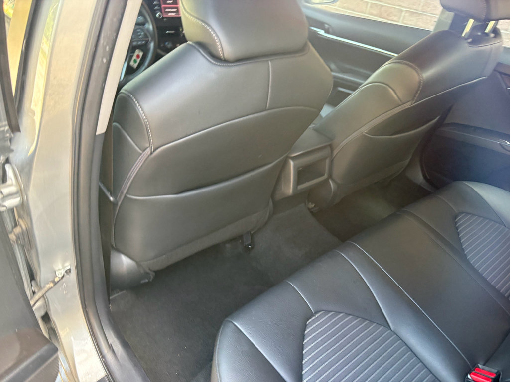 Used 2024 Toyota Camry SE FWD image 17