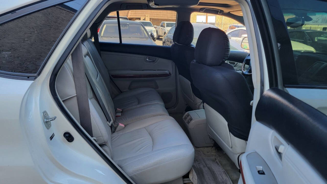 Used 2005 Lexus RX 330 image 24