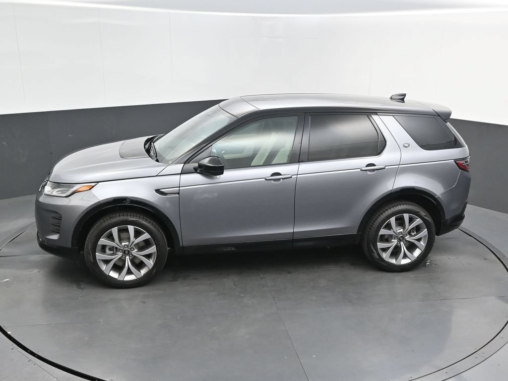 New 2026 Land Rover Discovery Sport Landmark AWD/4WD image 33