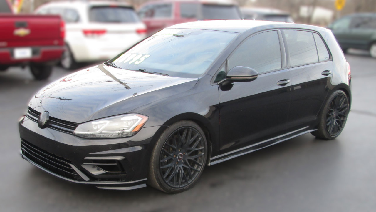 Used 2019 Volkswagen Golf R 4-Door AWD/4WD image 2