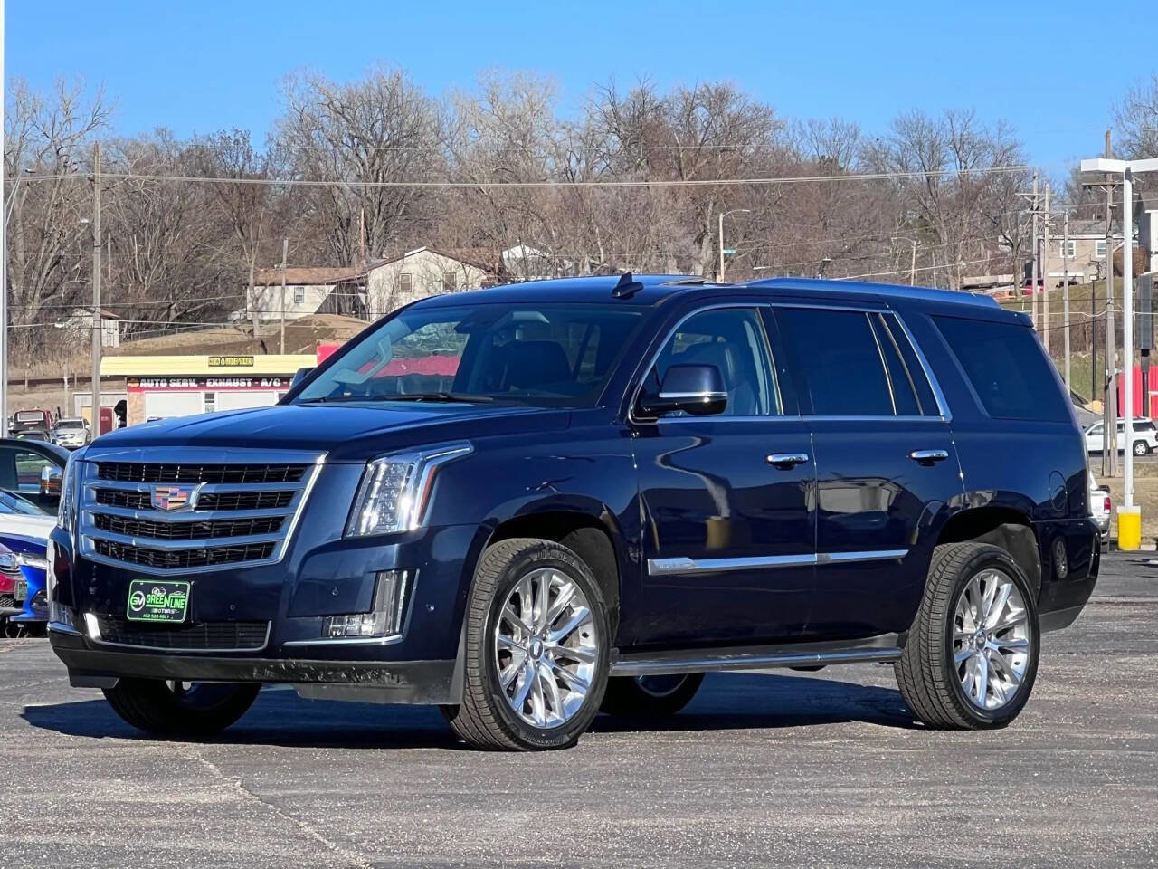 Used 2020 Cadillac Escalade Luxury image 3