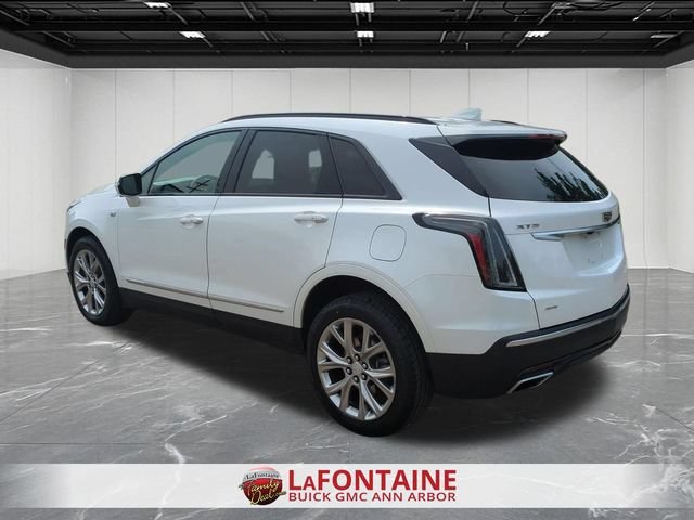 Certified 2021 Cadillac XT5 Sportv w/ LPO, Floor Liner Package AWD/4WD image 6