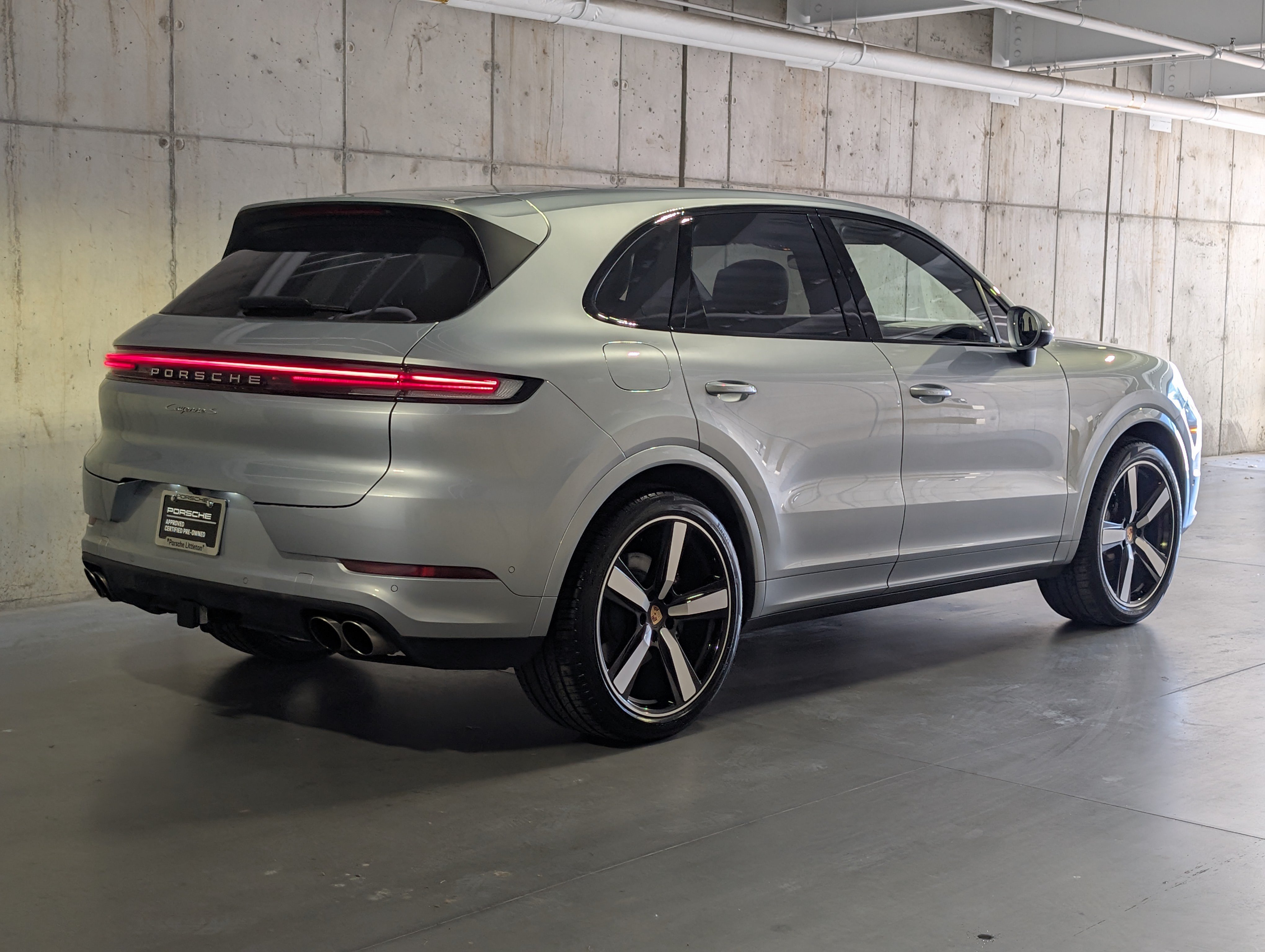 Certified 2025 Porsche Cayenne S AWD/4WD image 9