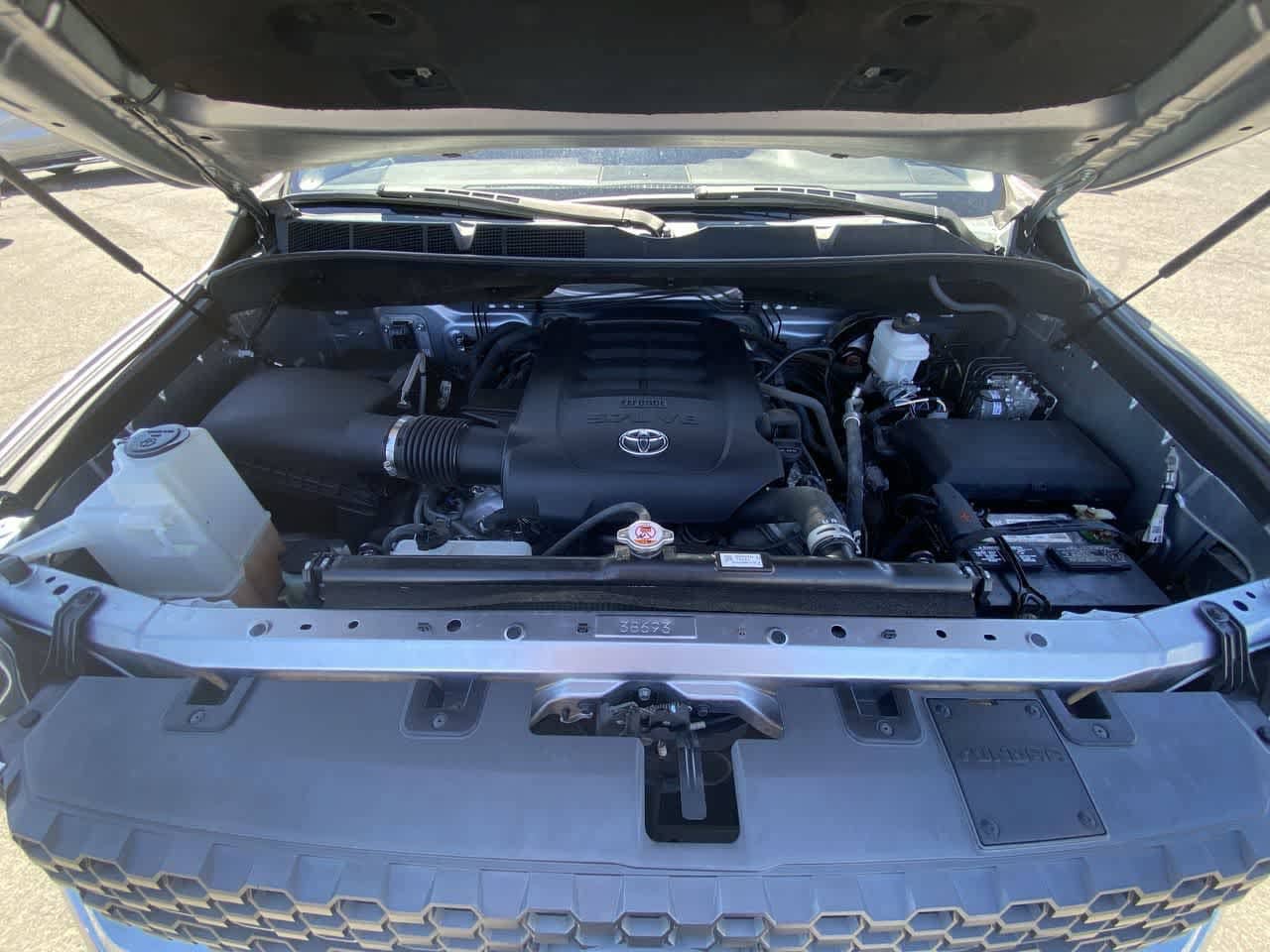 Used 2021 Toyota Tundra SR5 w/ SR5 Upgrade Package AWD/4WD image 25