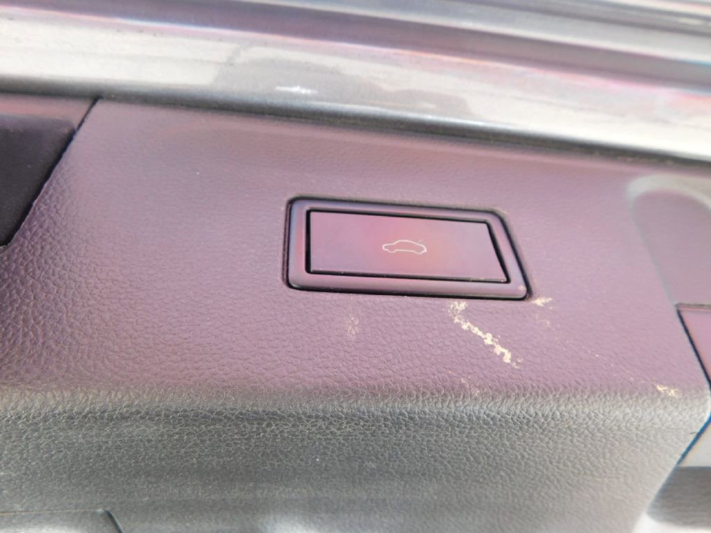 Used 2019 Volkswagen Atlas SEL image 21