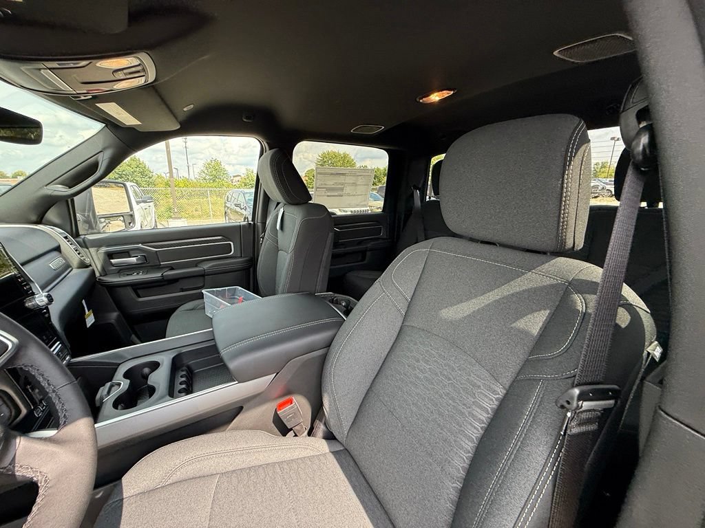 New 2027 RAM 2500 Big Horn AWD/4WD image 16