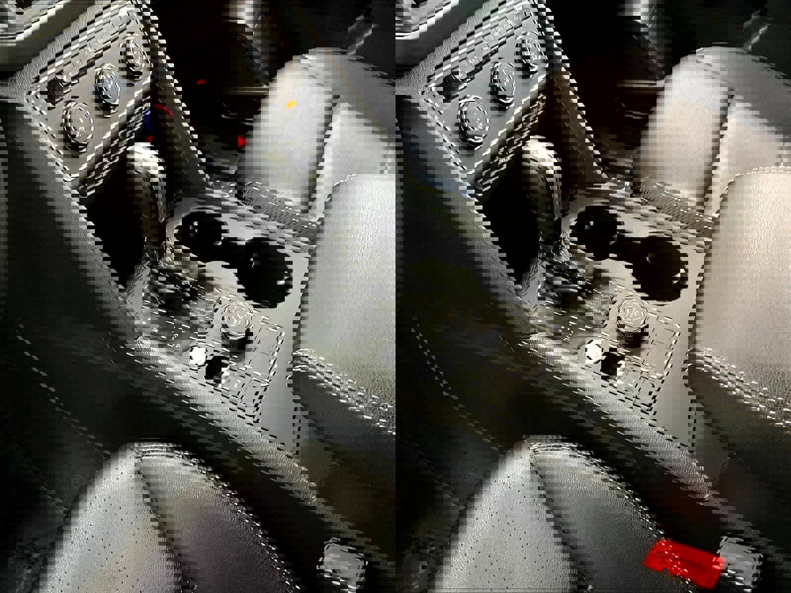 Used 2023 Volkswagen Atlas Cross Sport SE image 20