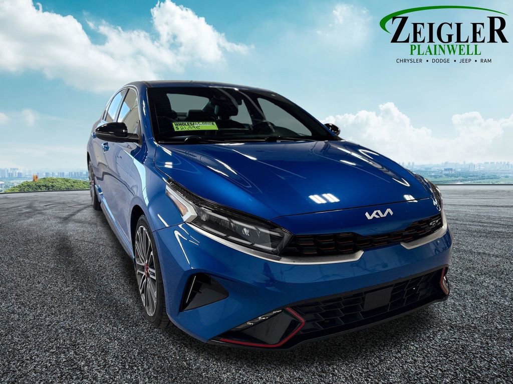 Used 2023 Kia Forte GT w/ GT2 Package image 14