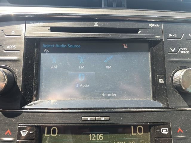 Used 2018 Toyota Avalon Limited FWD image 16