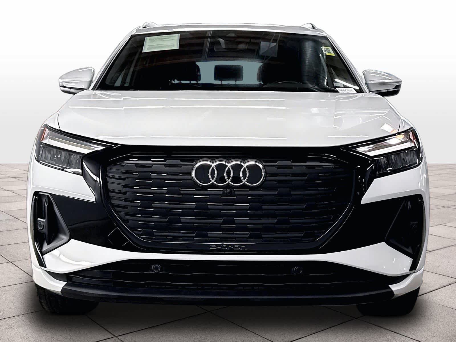 Used 2023 Audi Q4 e-tron Premium Plus AWD/4WD image 3