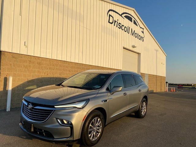 Used 2024 Buick Enclave Premium image 2