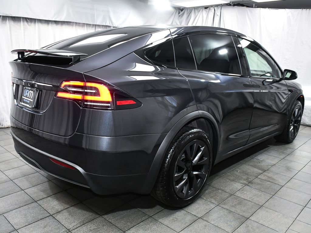 Used 2024 Tesla Model X image 6