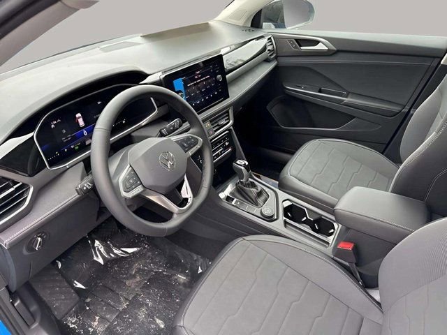 New 2025 Volkswagen Taos SE AWD/4WD image 5