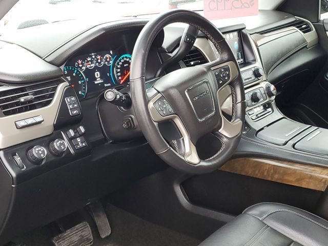 Used 2018 GMC Yukon XL Denali w/ Open Road Package image 10