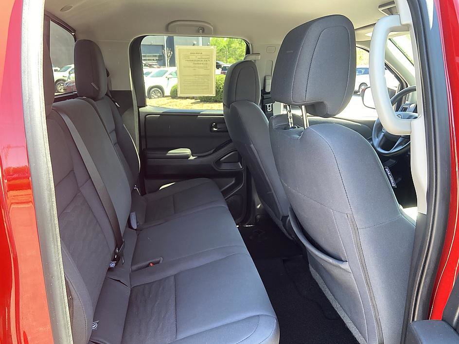 Certified 2025 Nissan Frontier S image 18