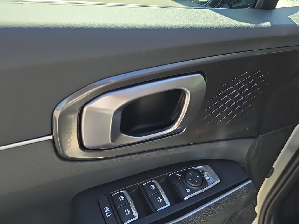 New 2026 Kia Sorento S image 18