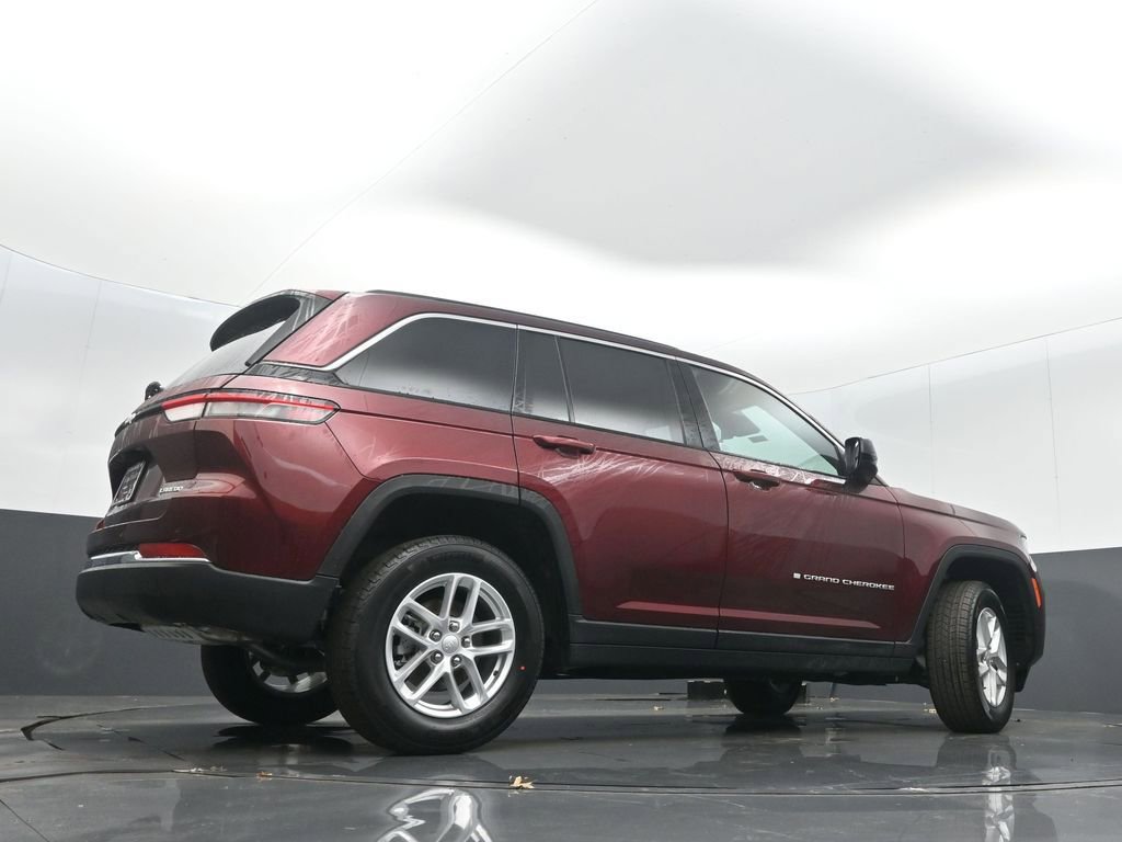 New 2026 Jeep Grand Cherokee Laredo image 34