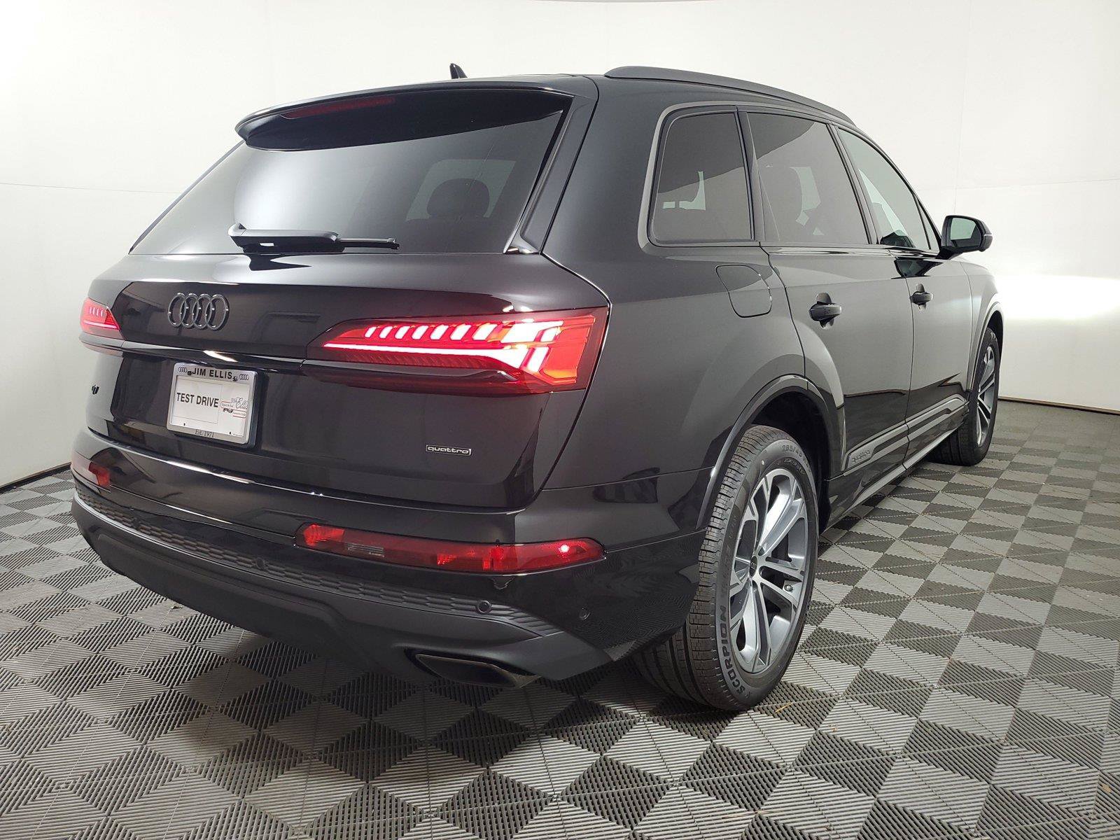 New 2026 Audi Q7 2.0T Premium AWD/4WD image 6