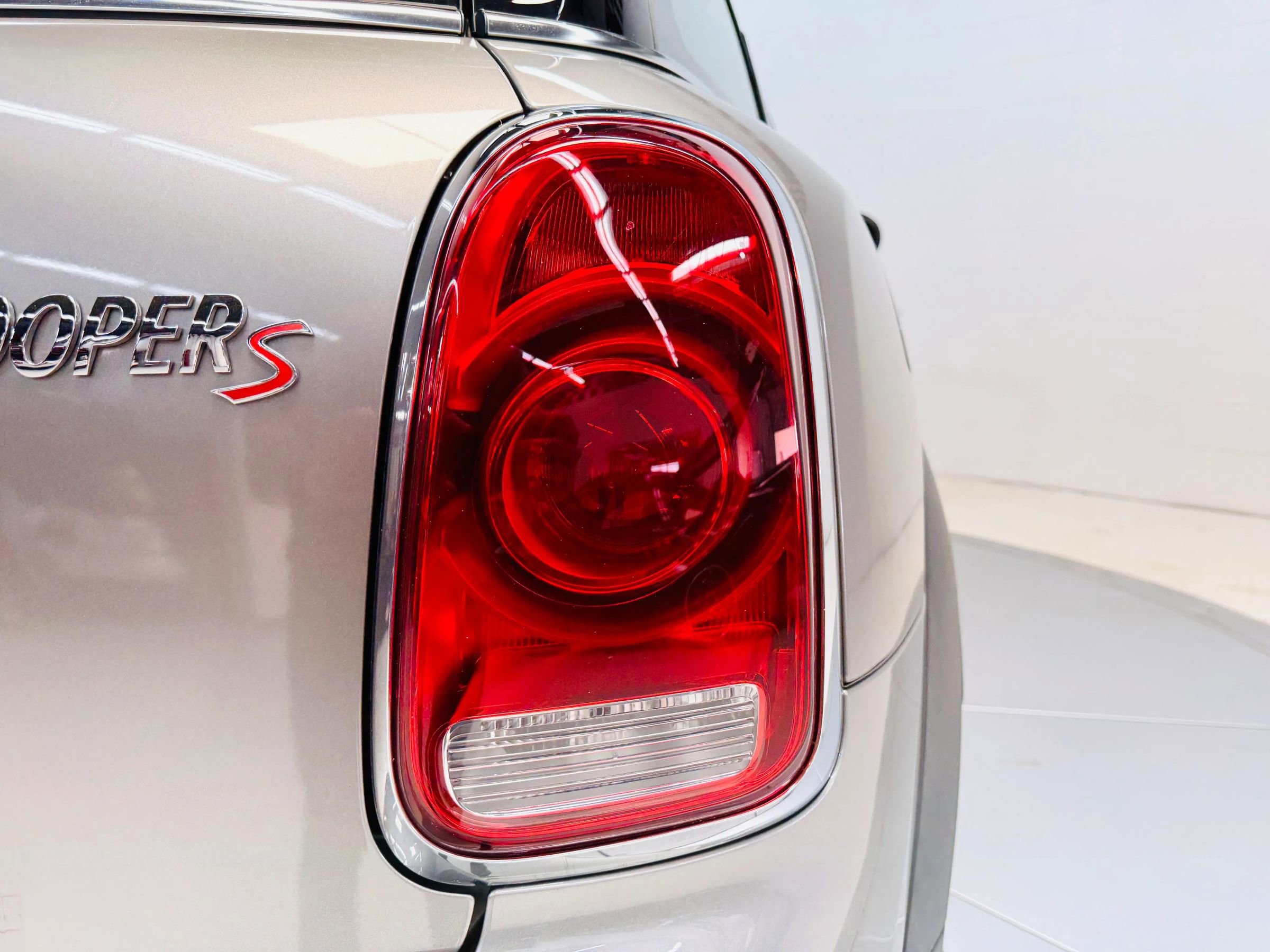 Used 2020 MINI Cooper Countryman S w/ Premium Package AWD/4WD image 27