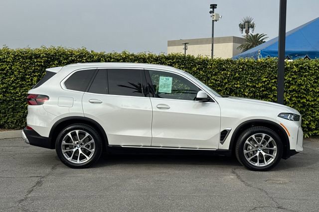Used 2025 BMW X5 sDrive40i image 3