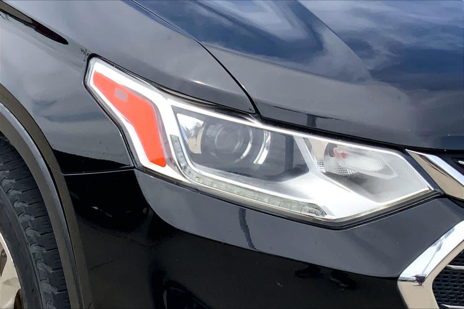 Used 2019 Chevrolet Traverse LT FWD image 27