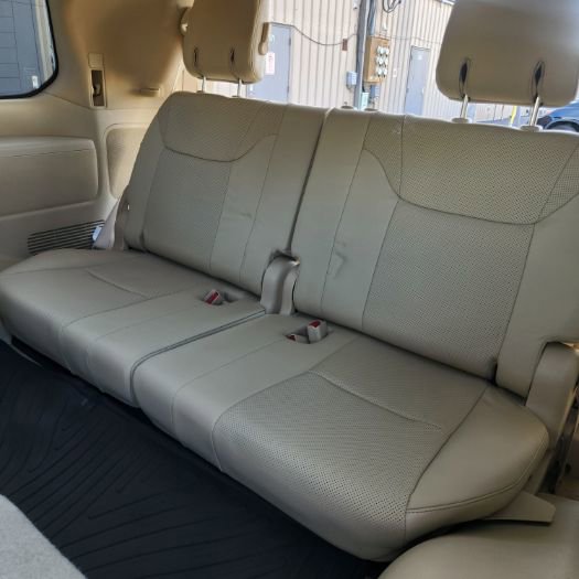 Used 2017 Lexus LX 570 4WD image 26