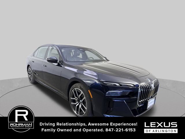 Used 2026 BMW 760i xDrive AWD/4WD image 3
