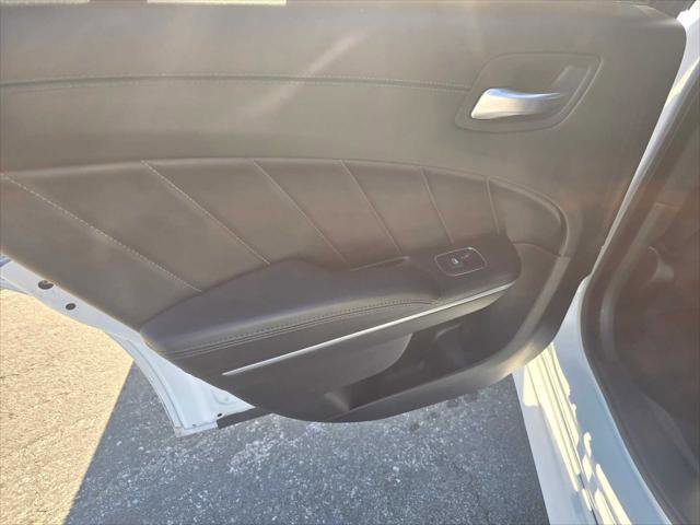 Used 2022 Dodge Charger R/T w/ Plus Group image 19