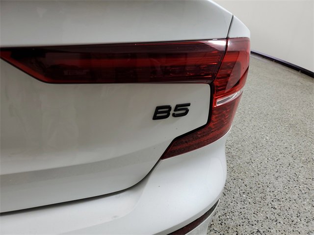 Used 2023 Volvo S60 B5 Plus w/ Climate Package image 5