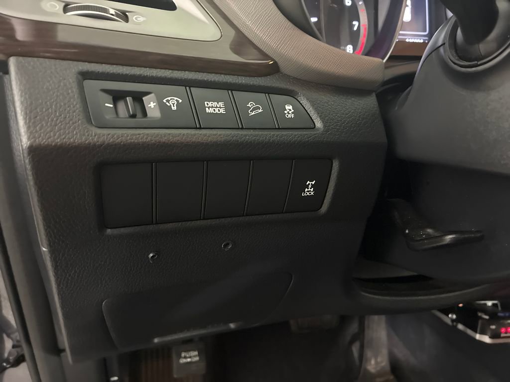 Used 2018 Hyundai Santa Fe SE image 22
