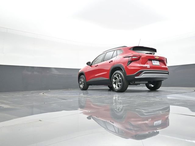New 2026 Chevrolet Trax LT w/ Driver Confidence Package FWD image 41