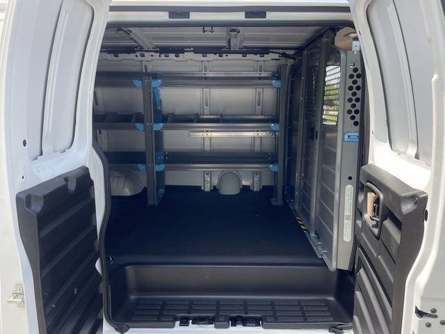 New 2026 Chevrolet Express 2500 w/ Driver Convenience Package RWD image 26